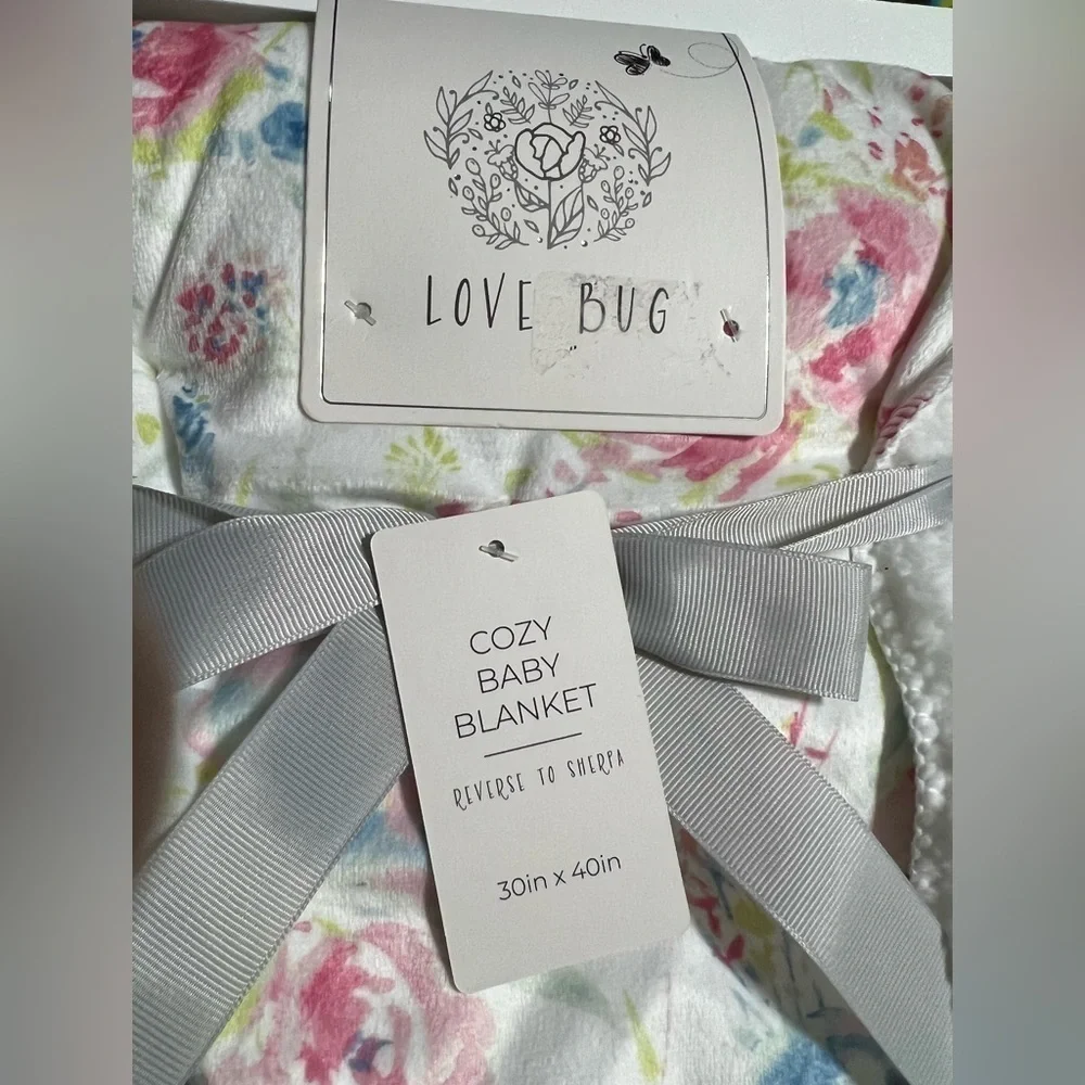 Love Bug Cozy Baby Floral Blanket Reverse to Sherpa 30 in x 40 in